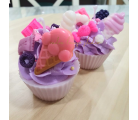 3 Cupcake Candles